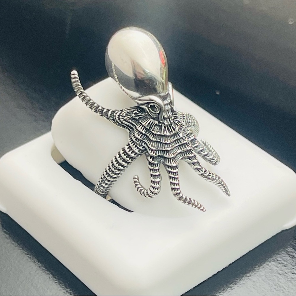 Solid 925 Silver Size 7 Octopus Ring - image 1